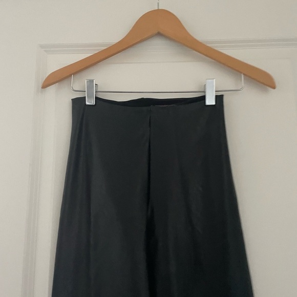 Commando Perfect Control Faux Leather Leggings - Picture 7 of 11